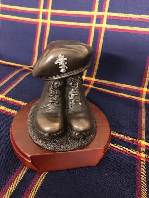 Boots with REME Beret - No Spanner