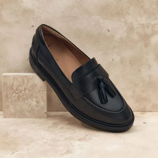 Frankie4 Octavia Loafers - Black