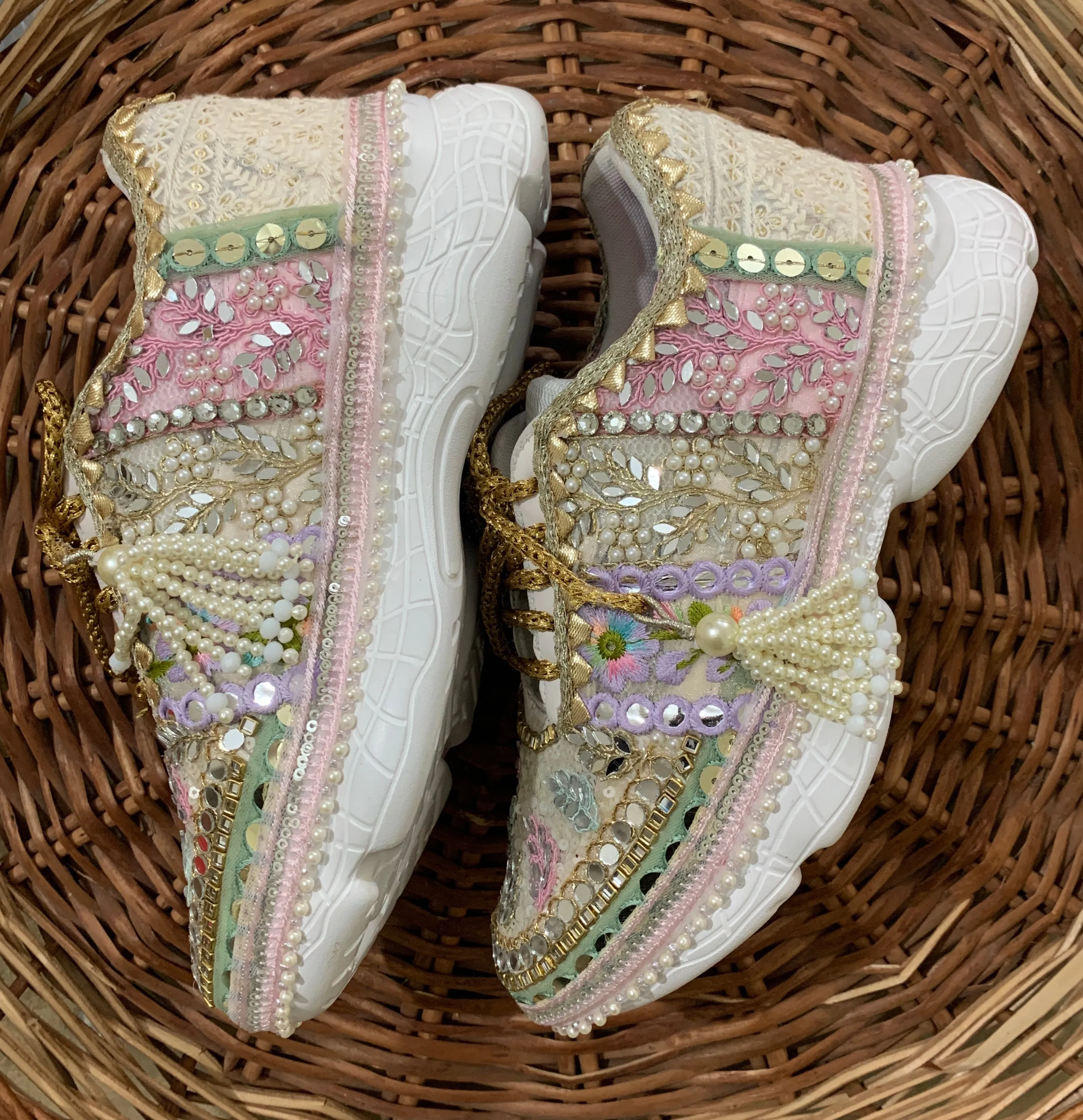 FUNKY N TRENDY hand crafted pastel bridal sneakers / gold sneakers / pastel sneakers / embroidery sneakers / sneakers for bride