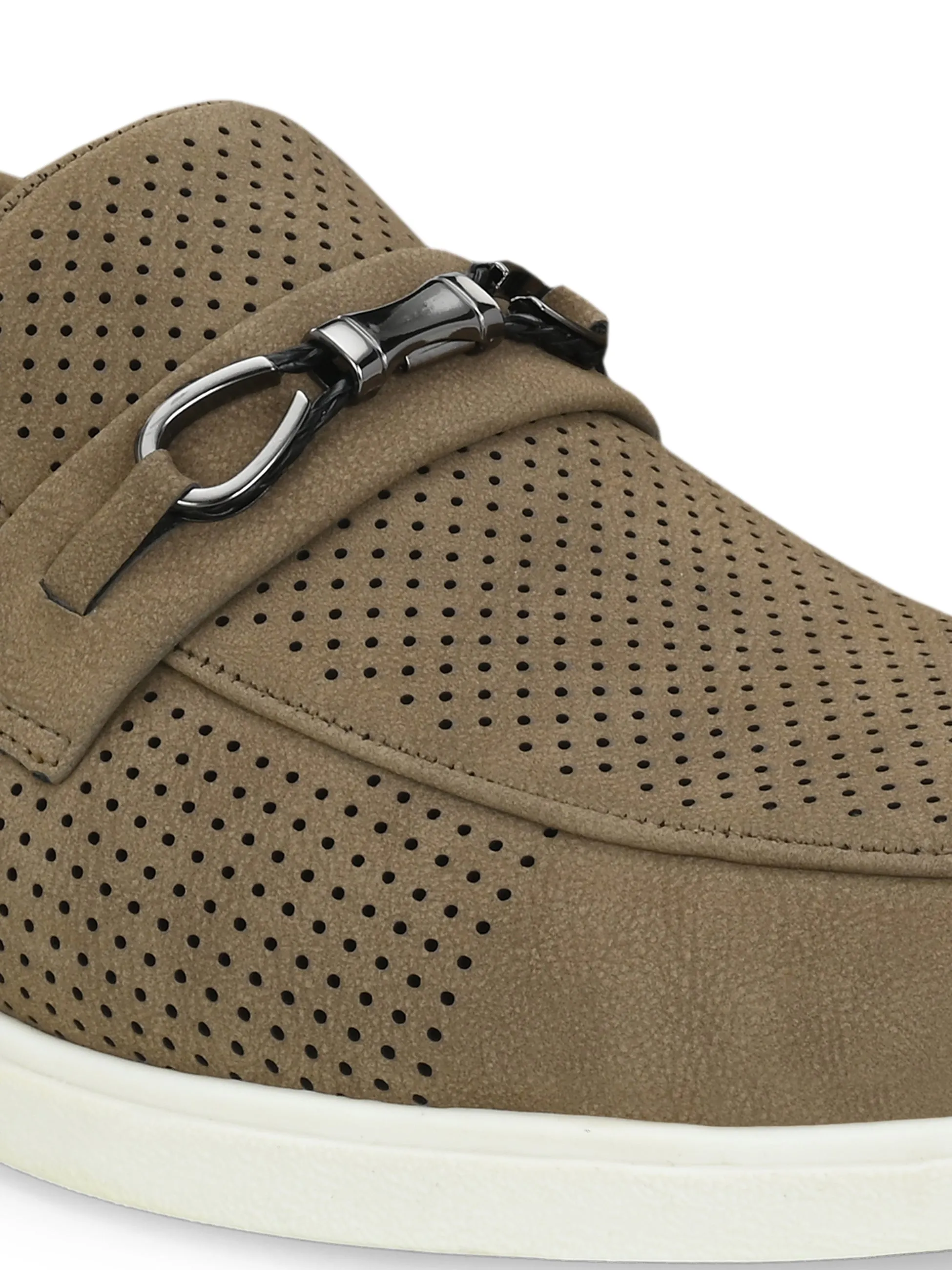 Sublime Olive Casual Slip-Ons