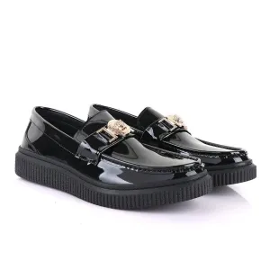 Va Medussa Gold Head Black Wetlips shoe